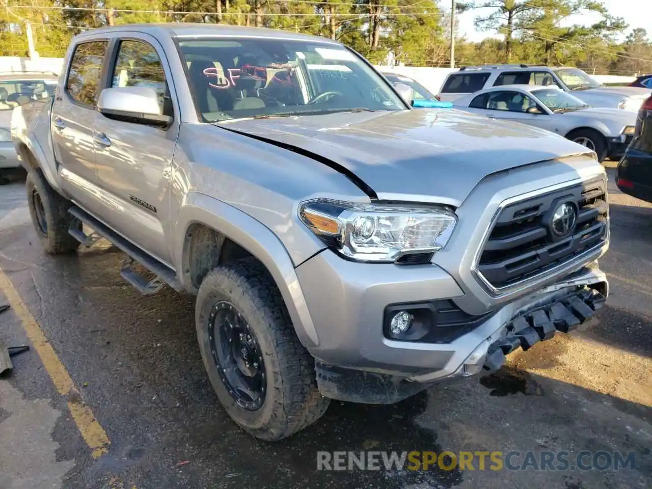 1 Photograph of a damaged car 3TMCZ5AN8KM245008 TOYOTA TACOMA 2019