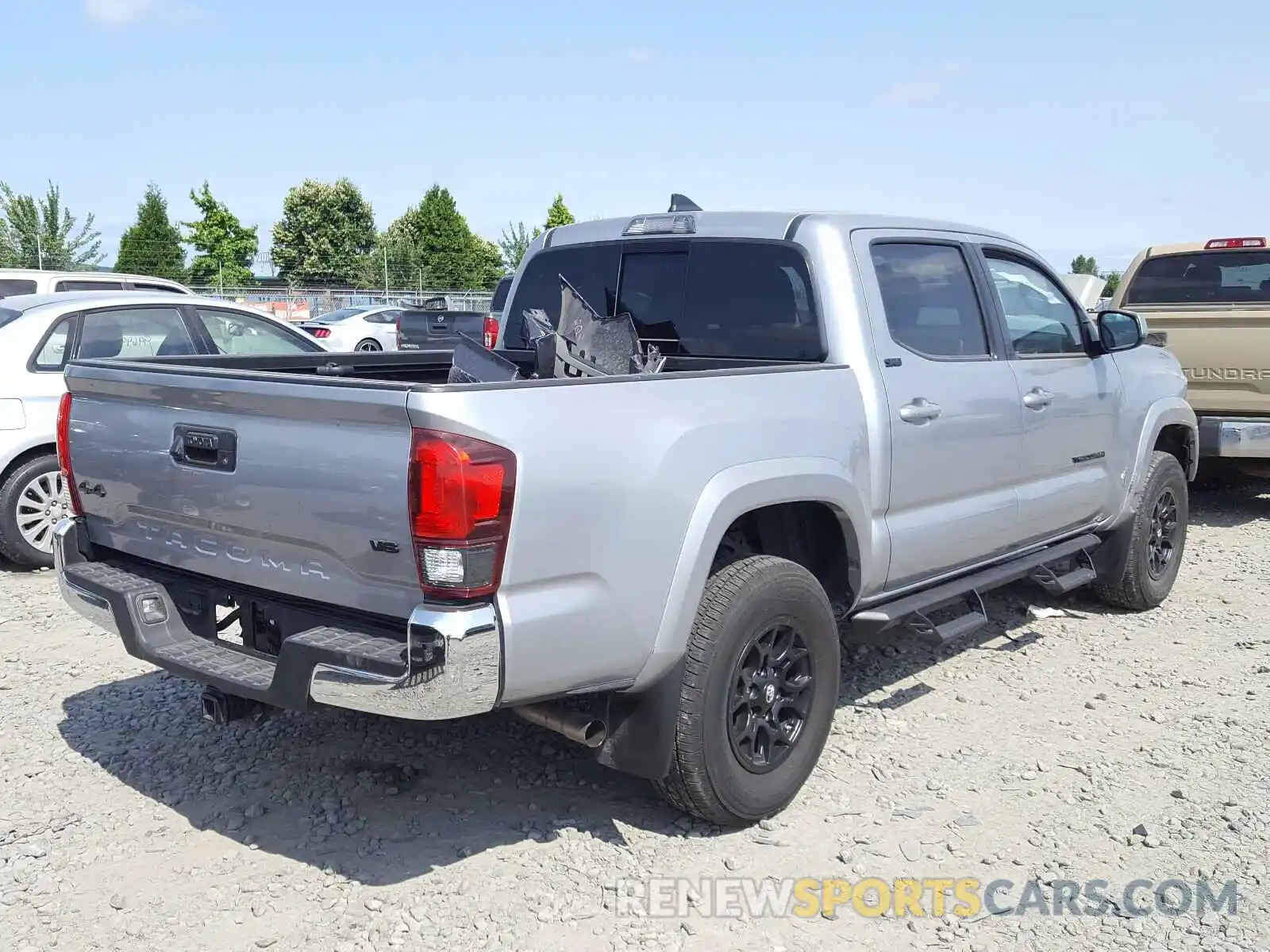 4 Photograph of a damaged car 3TMCZ5AN8KM246269 TOYOTA TACOMA 2019