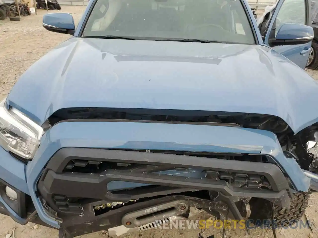 11 Photograph of a damaged car 3TMCZ5AN8KM250953 TOYOTA TACOMA 2019