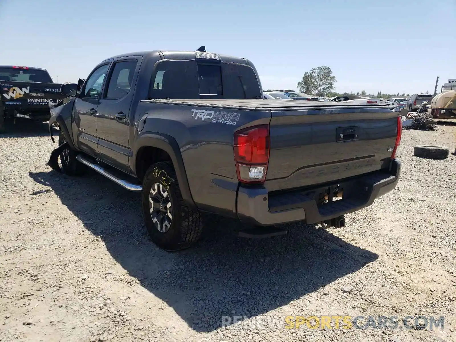 3 Photograph of a damaged car 3TMCZ5AN8KM256638 TOYOTA TACOMA 2019