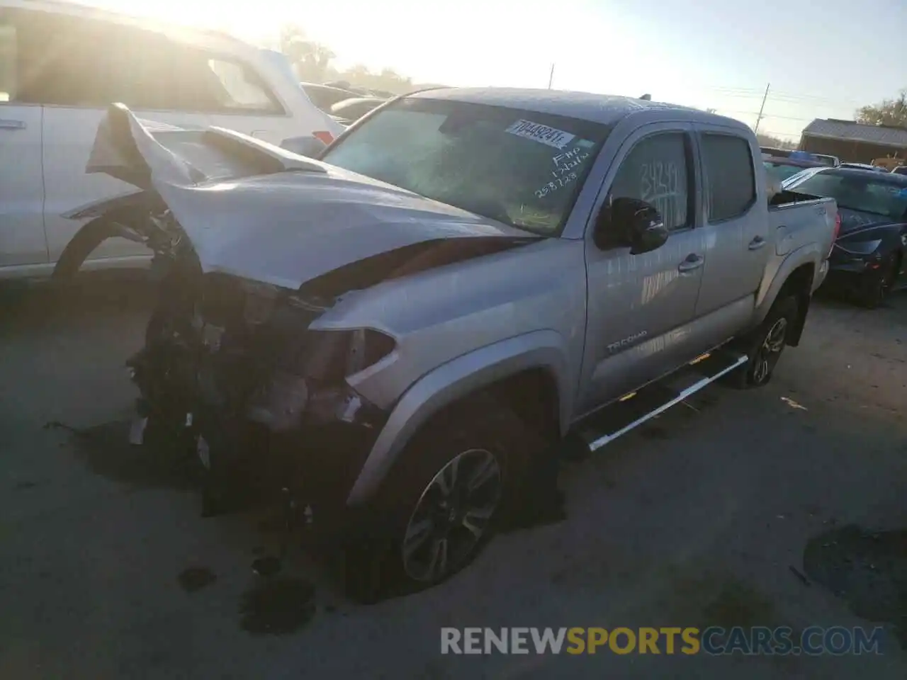 2 Photograph of a damaged car 3TMCZ5AN8KM258728 TOYOTA TACOMA 2019