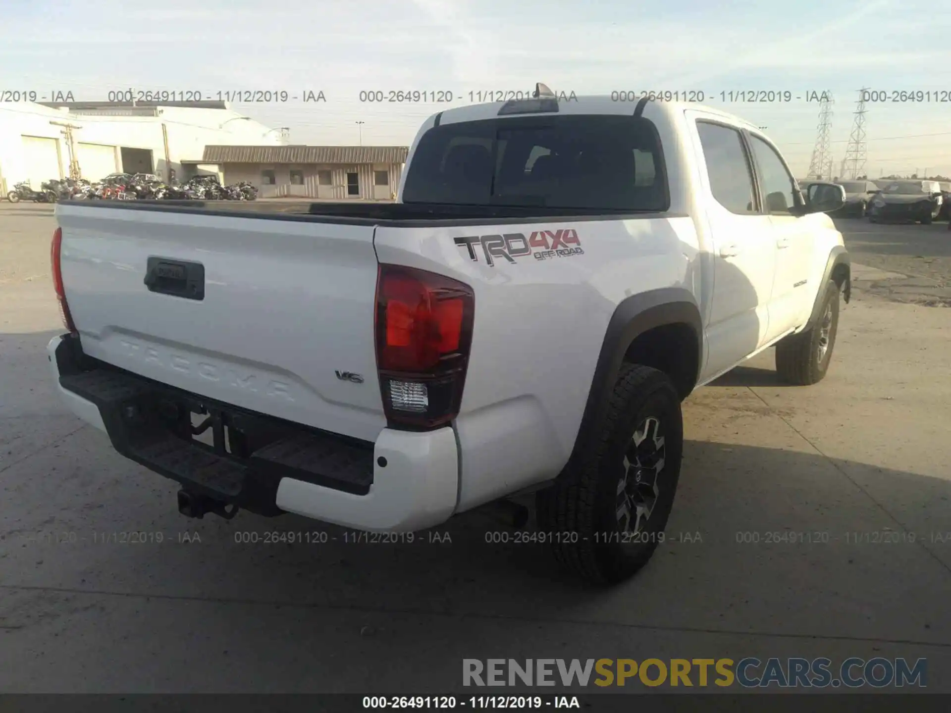 4 Photograph of a damaged car 3TMCZ5AN8KM259488 TOYOTA TACOMA 2019