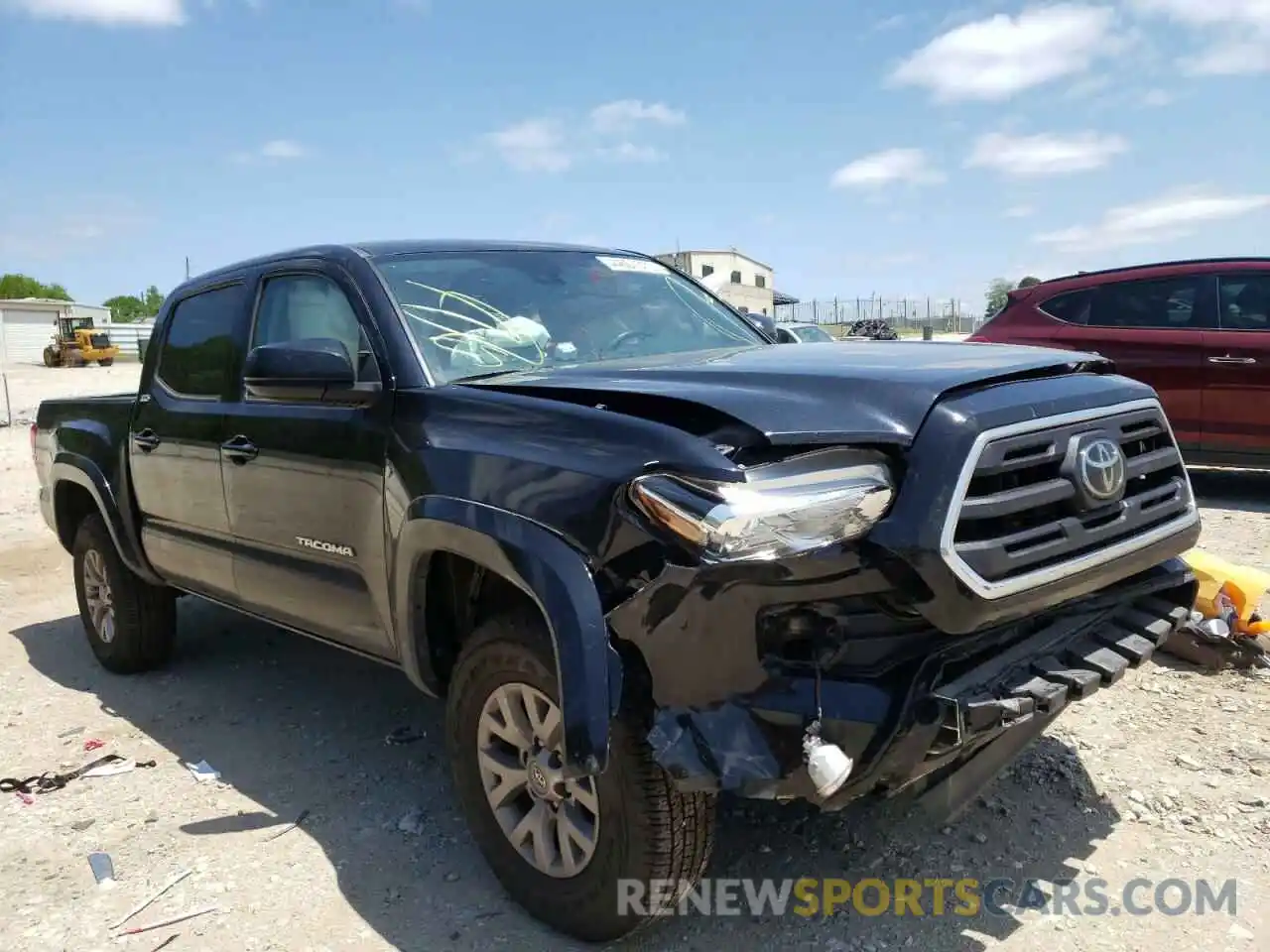 1 Photograph of a damaged car 3TMCZ5AN8KM260222 TOYOTA TACOMA 2019