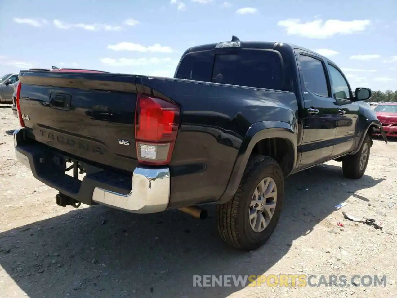 4 Photograph of a damaged car 3TMCZ5AN8KM260222 TOYOTA TACOMA 2019