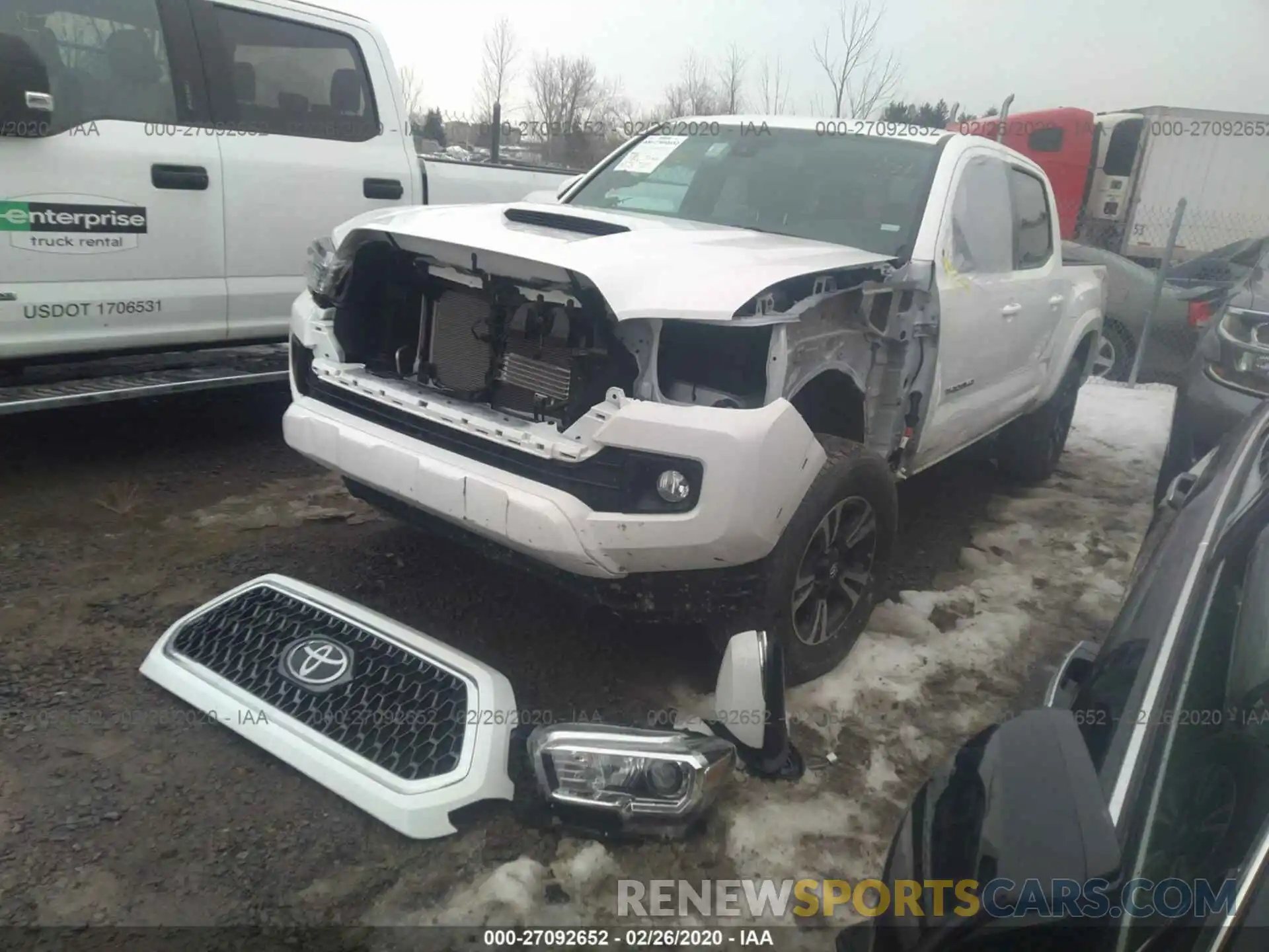 2 Photograph of a damaged car 3TMCZ5AN8KM261029 TOYOTA TACOMA 2019