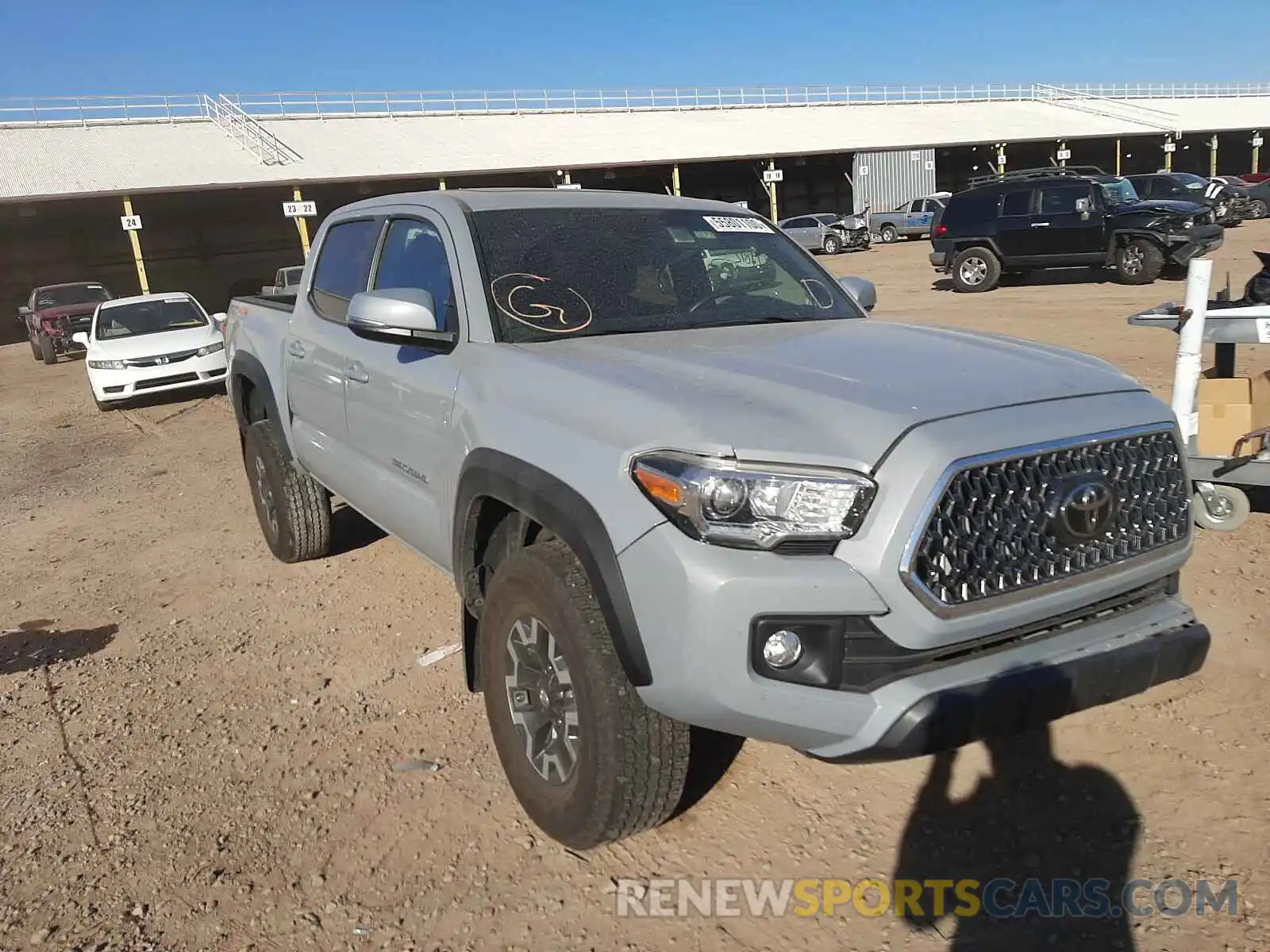 1 Photograph of a damaged car 3TMCZ5AN8KM261158 TOYOTA TACOMA 2019