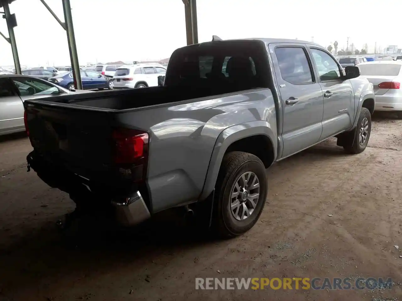 4 Photograph of a damaged car 3TMCZ5AN8KM264576 TOYOTA TACOMA 2019