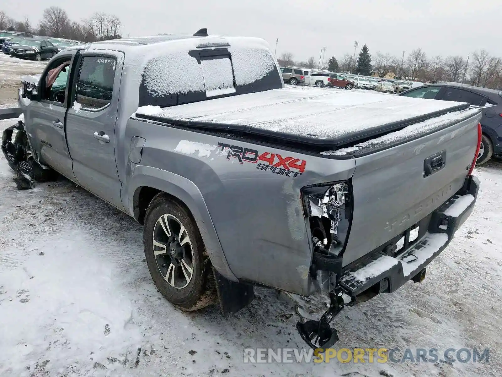 3 Photograph of a damaged car 3TMCZ5AN8KM268868 TOYOTA TACOMA 2019