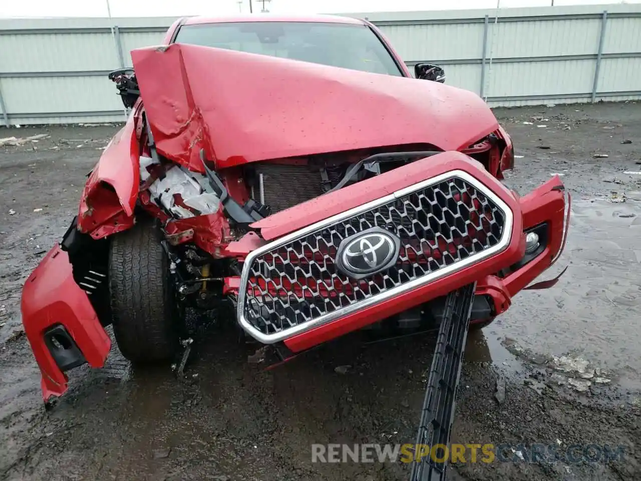 9 Photograph of a damaged car 3TMCZ5AN8KM271348 TOYOTA TACOMA 2019