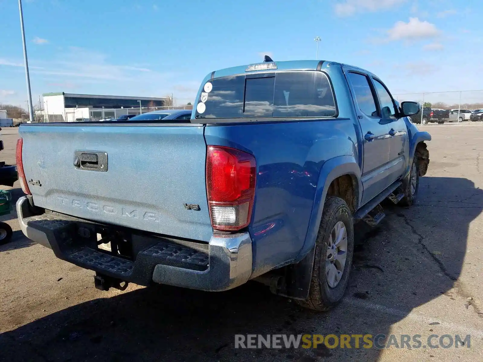 4 Photograph of a damaged car 3TMCZ5AN8KM271916 TOYOTA TACOMA 2019