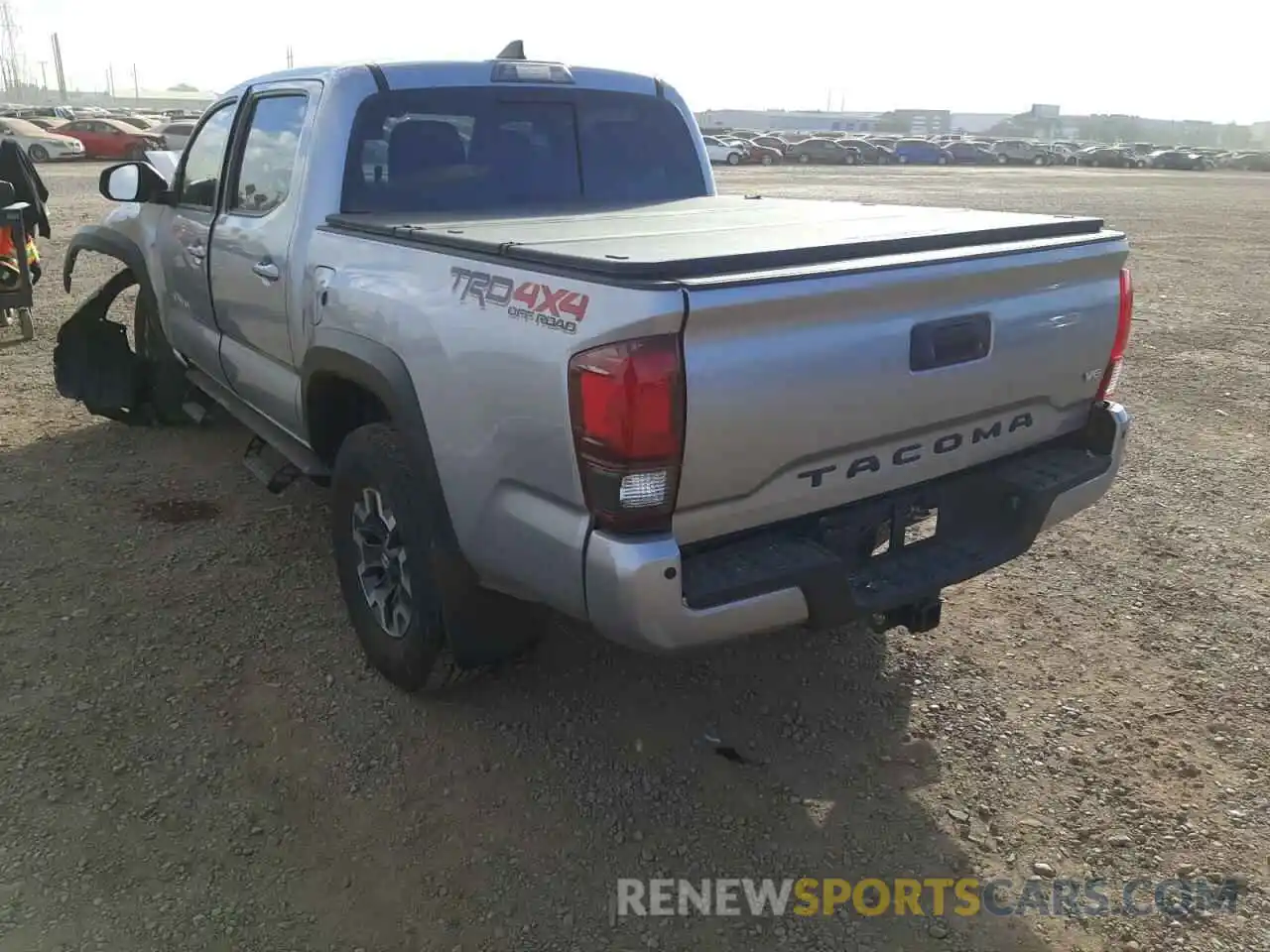 3 Photograph of a damaged car 3TMCZ5AN8KM274010 TOYOTA TACOMA 2019