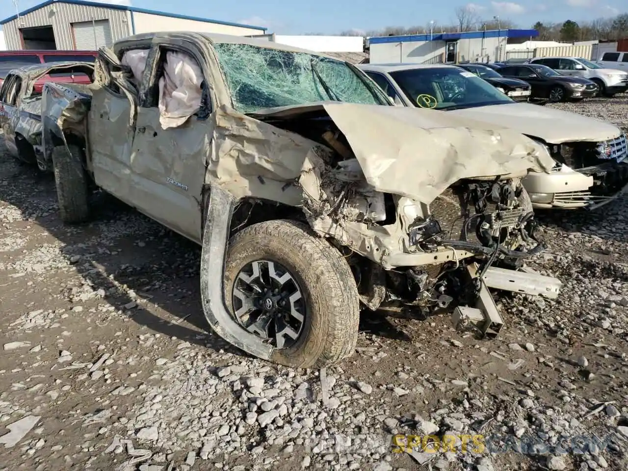 1 Photograph of a damaged car 3TMCZ5AN8KM275884 TOYOTA TACOMA 2019