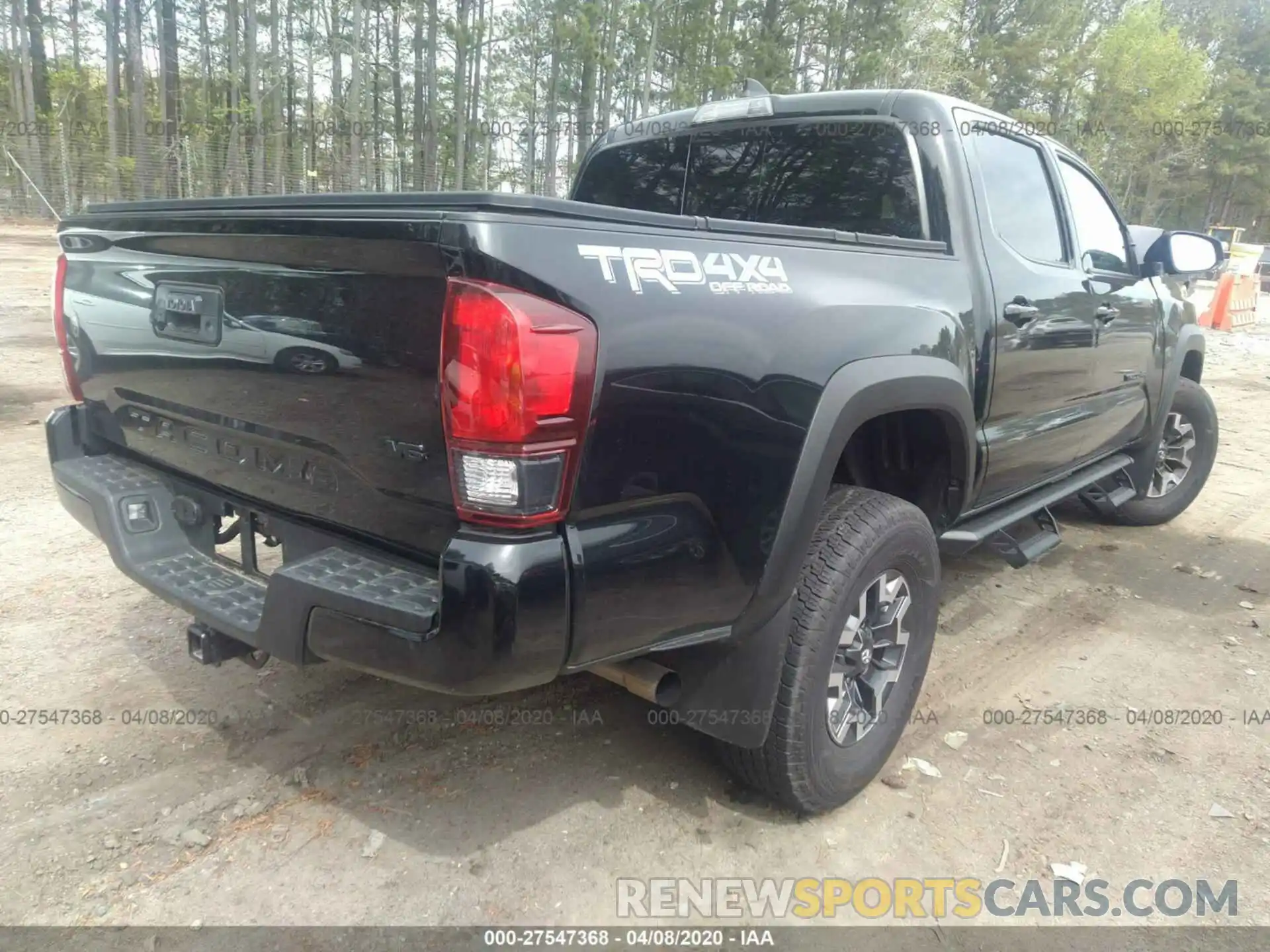 4 Photograph of a damaged car 3TMCZ5AN8KM278199 TOYOTA TACOMA 2019