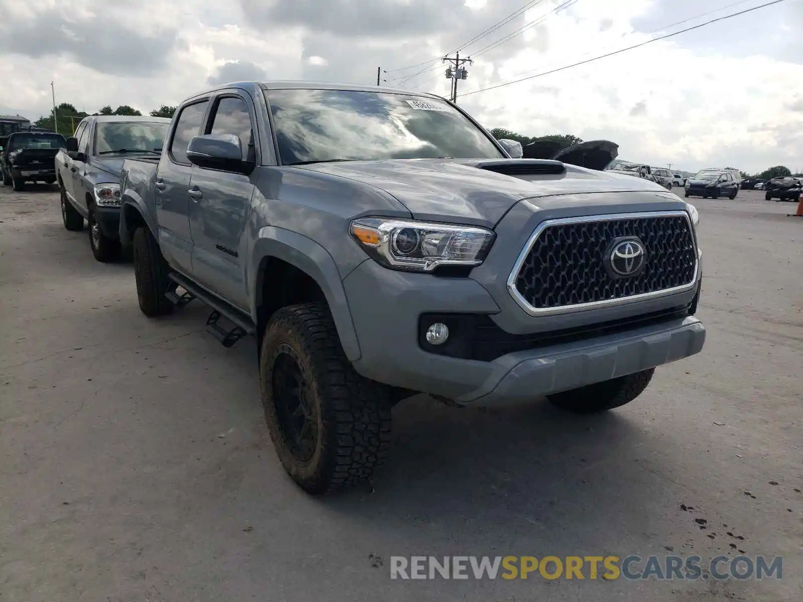 1 Photograph of a damaged car 3TMCZ5AN8KM282737 TOYOTA TACOMA 2019