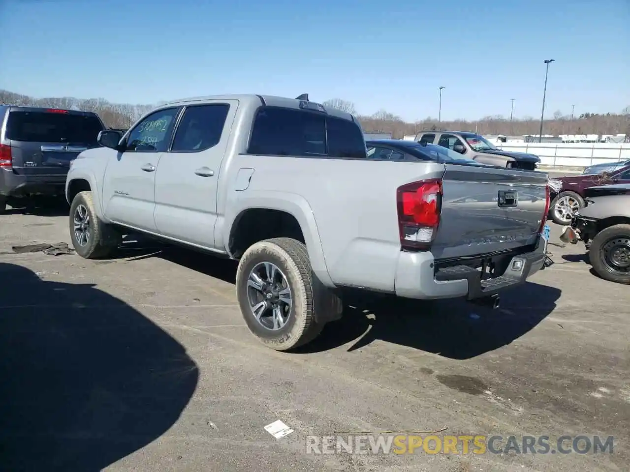 3 Photograph of a damaged car 3TMCZ5AN8KM283189 TOYOTA TACOMA 2019