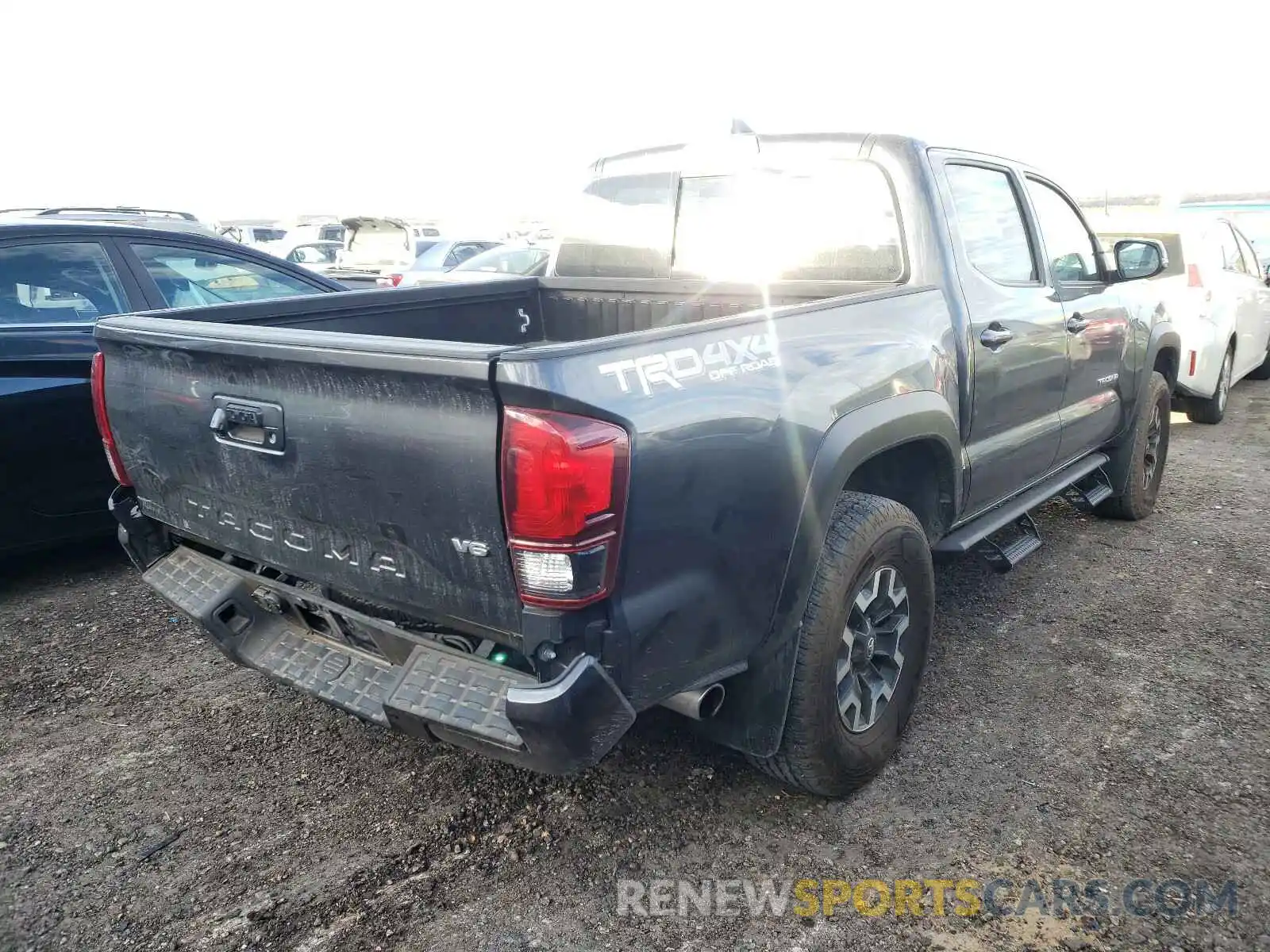 4 Photograph of a damaged car 3TMCZ5AN8KM287839 TOYOTA TACOMA 2019