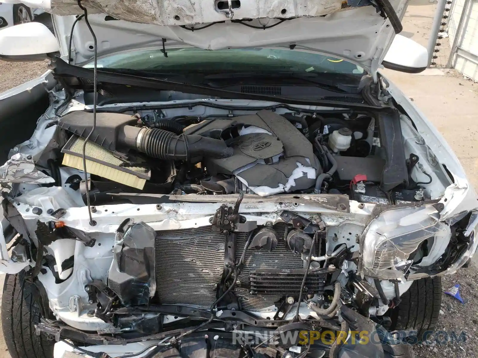 7 Photograph of a damaged car 3TMCZ5AN9KM192898 TOYOTA TACOMA 2019