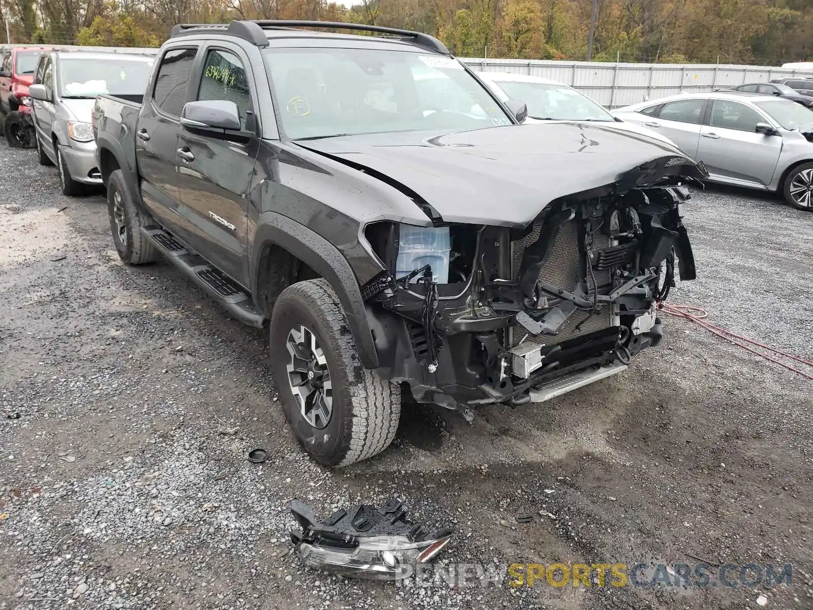 1 Photograph of a damaged car 3TMCZ5AN9KM194652 TOYOTA TACOMA 2019