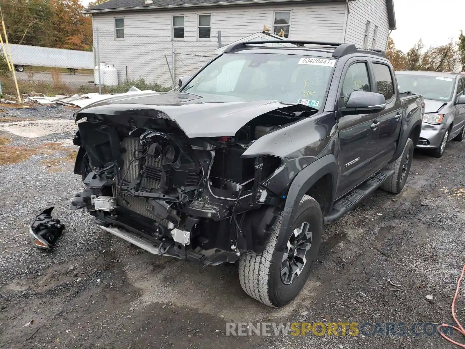 2 Photograph of a damaged car 3TMCZ5AN9KM194652 TOYOTA TACOMA 2019