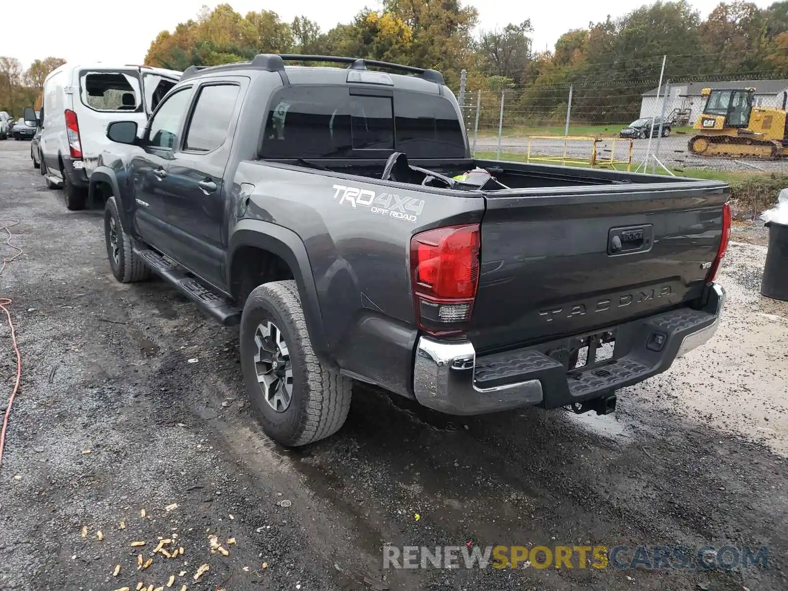 3 Photograph of a damaged car 3TMCZ5AN9KM194652 TOYOTA TACOMA 2019