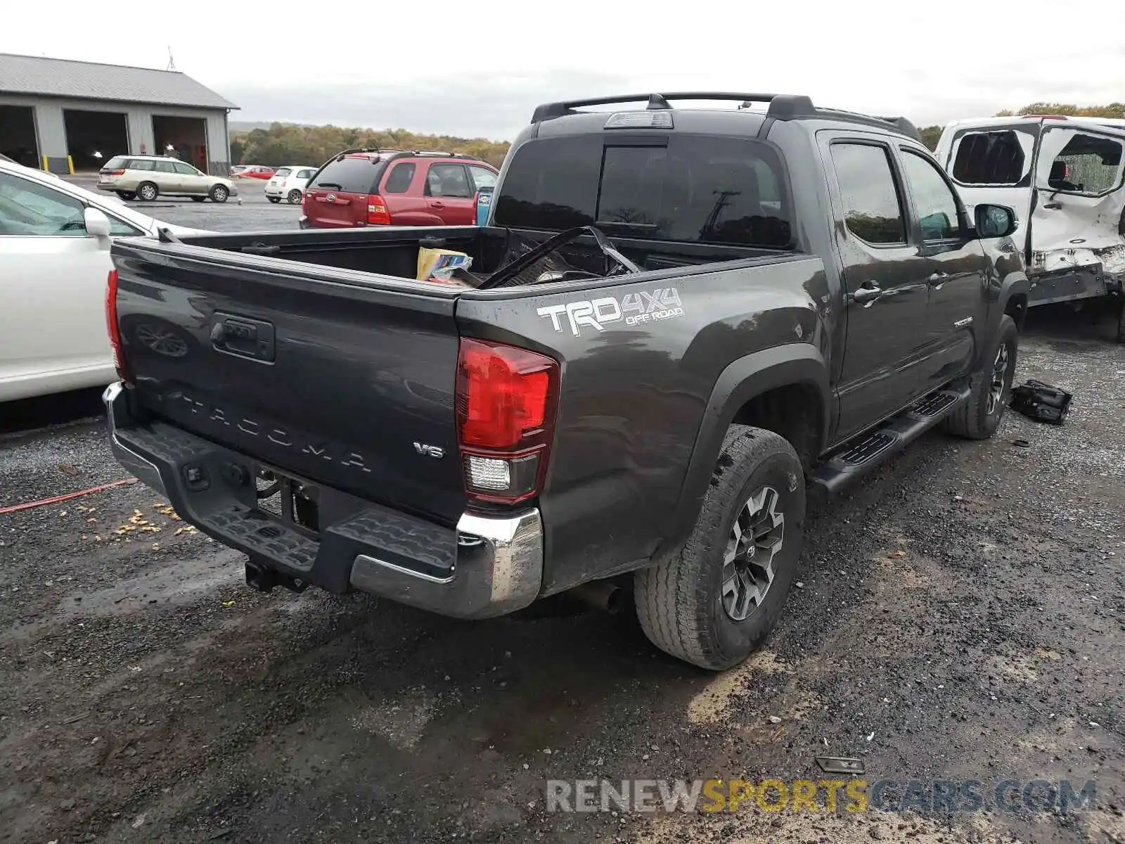 4 Photograph of a damaged car 3TMCZ5AN9KM194652 TOYOTA TACOMA 2019