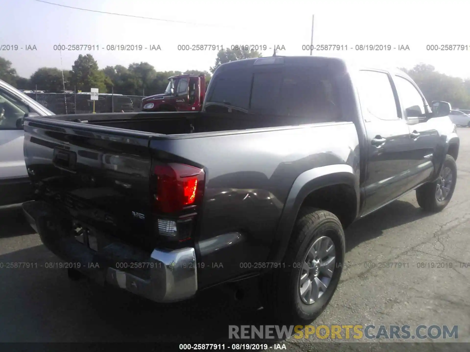 4 Photograph of a damaged car 3TMCZ5AN9KM201776 TOYOTA TACOMA 2019