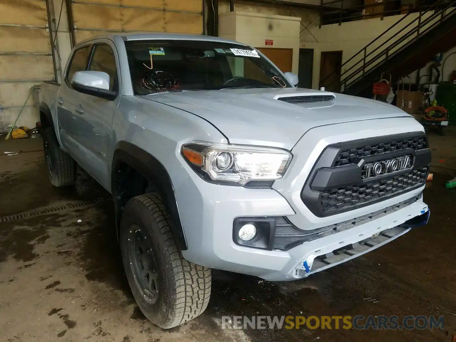 1 Photograph of a damaged car 3TMCZ5AN9KM204063 TOYOTA TACOMA 2019