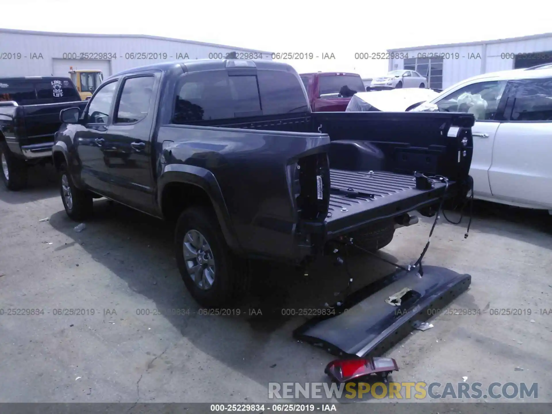 3 Photograph of a damaged car 3TMCZ5AN9KM204726 TOYOTA TACOMA 2019