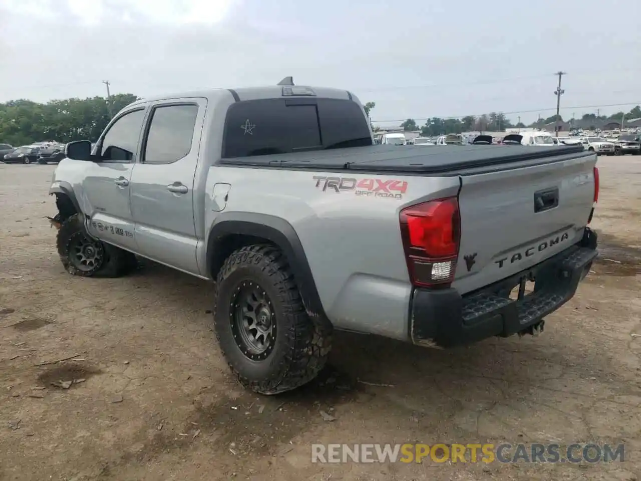 3 Photograph of a damaged car 3TMCZ5AN9KM207710 TOYOTA TACOMA 2019