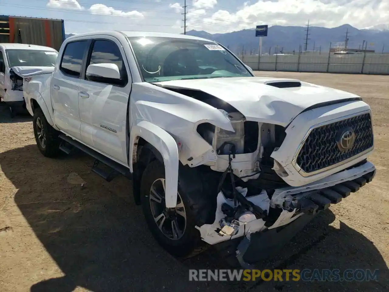 1 Photograph of a damaged car 3TMCZ5AN9KM208422 TOYOTA TACOMA 2019