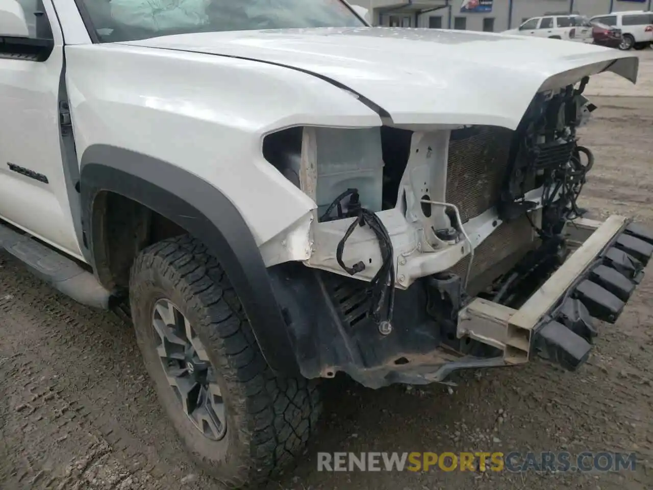 9 Photograph of a damaged car 3TMCZ5AN9KM208436 TOYOTA TACOMA 2019