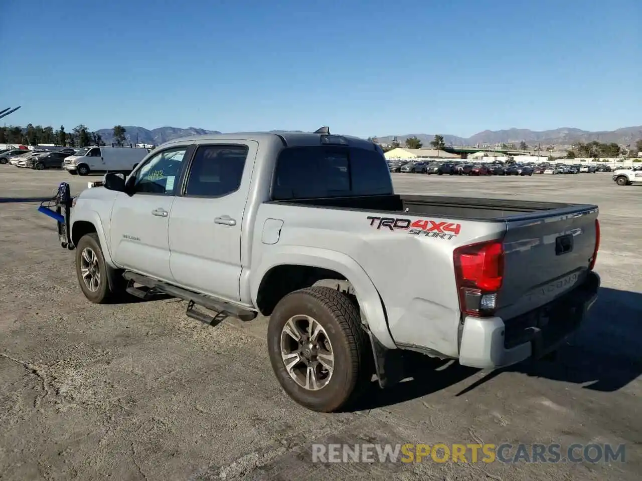 3 Photograph of a damaged car 3TMCZ5AN9KM211756 TOYOTA TACOMA 2019