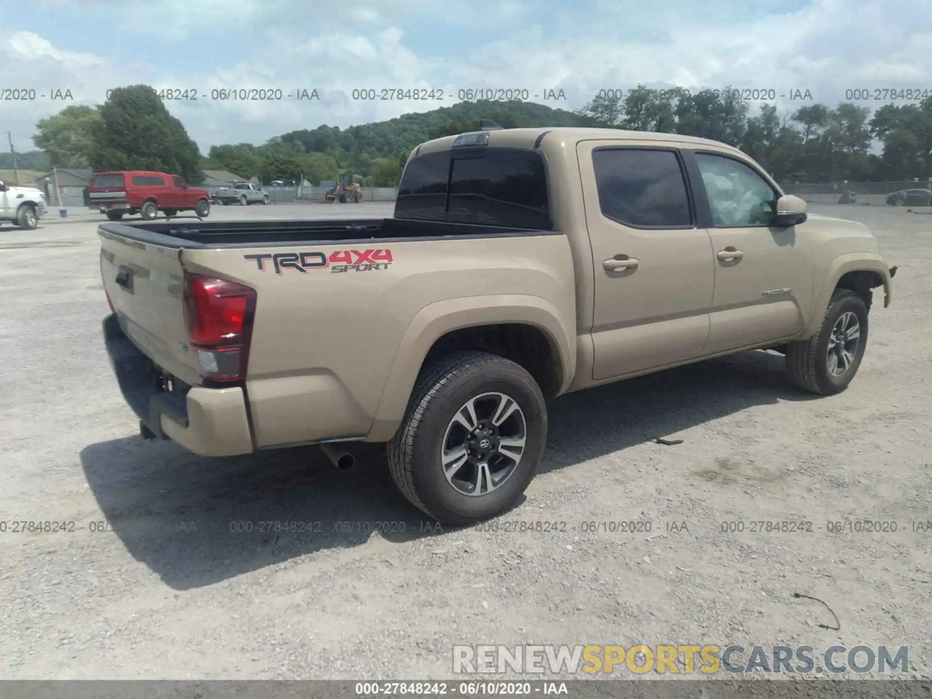 4 Photograph of a damaged car 3TMCZ5AN9KM218822 TOYOTA TACOMA 2019