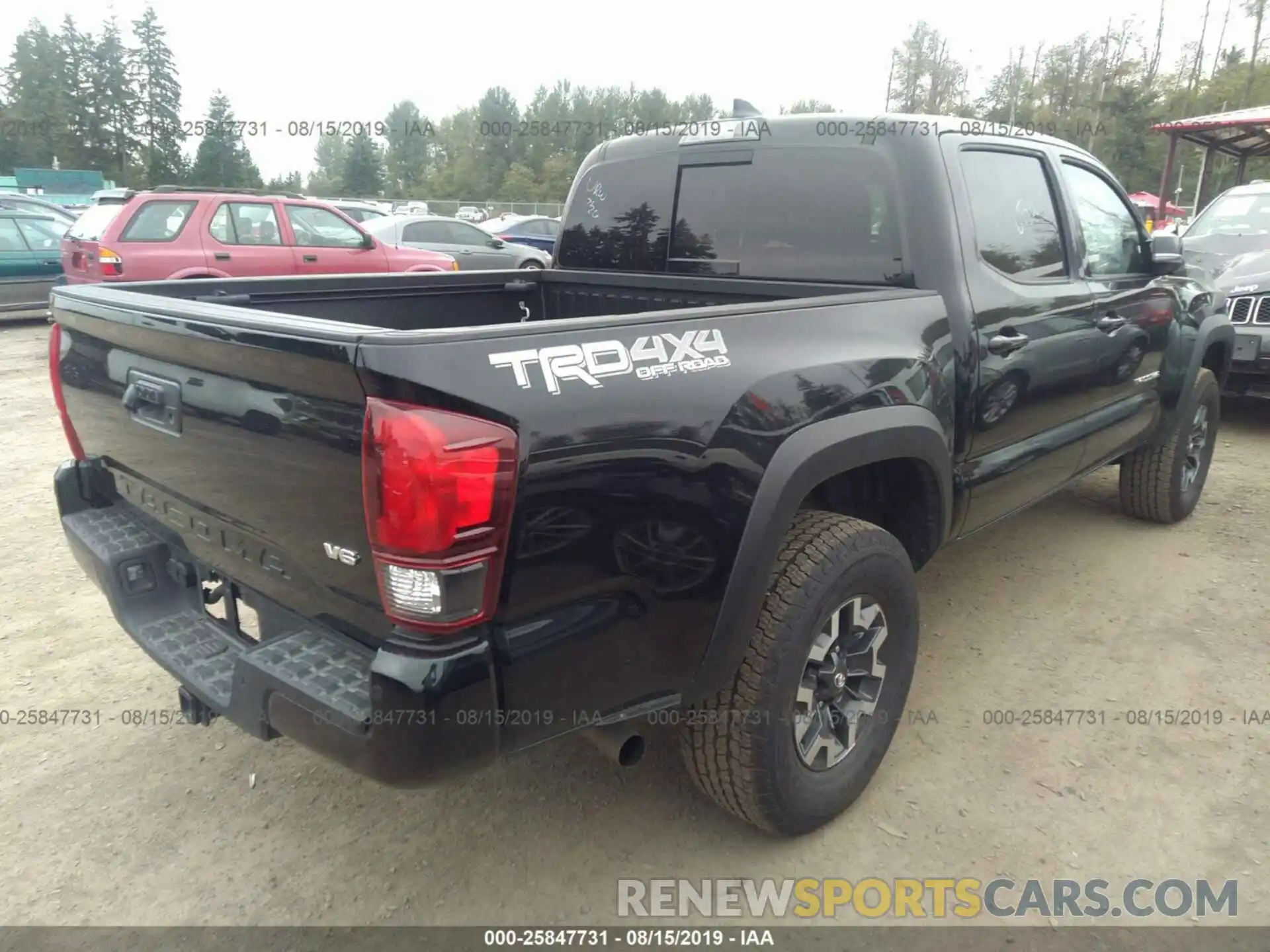 4 Photograph of a damaged car 3TMCZ5AN9KM219436 TOYOTA TACOMA 2019