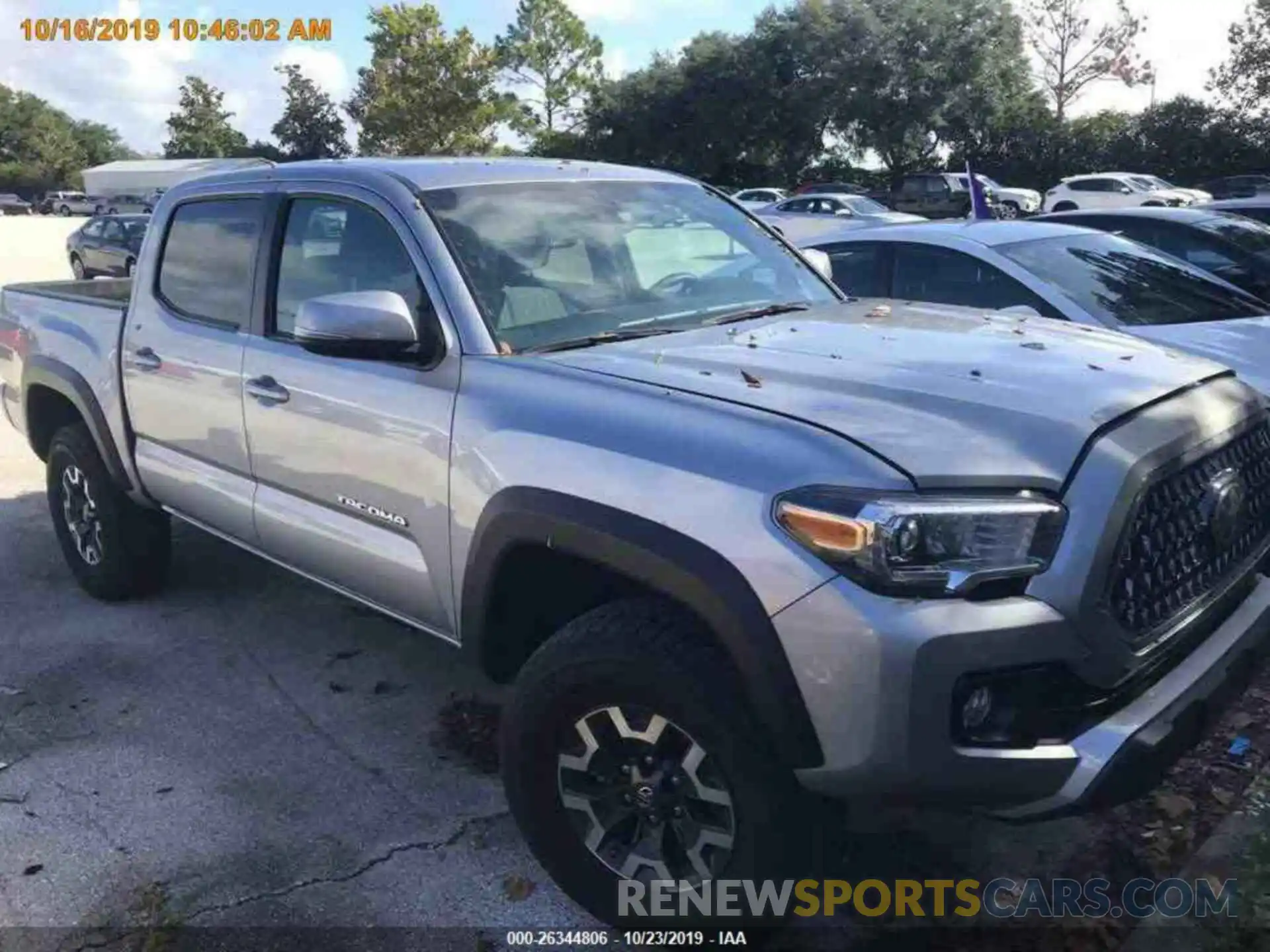 15 Photograph of a damaged car 3TMCZ5AN9KM222580 TOYOTA TACOMA 2019