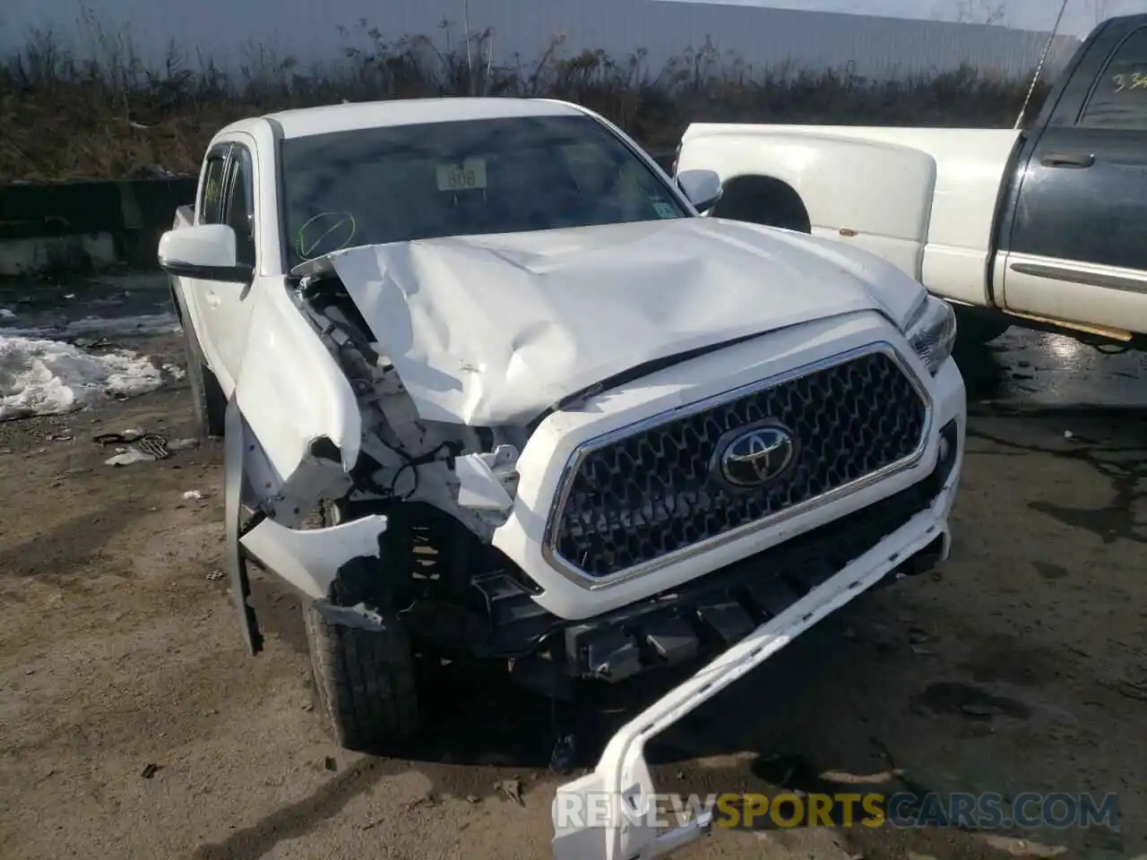 9 Photograph of a damaged car 3TMCZ5AN9KM224376 TOYOTA TACOMA 2019