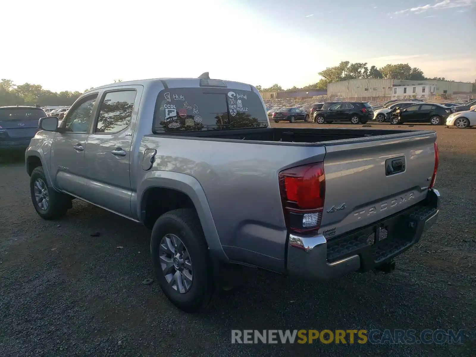 3 Photograph of a damaged car 3TMCZ5AN9KM226788 TOYOTA TACOMA 2019