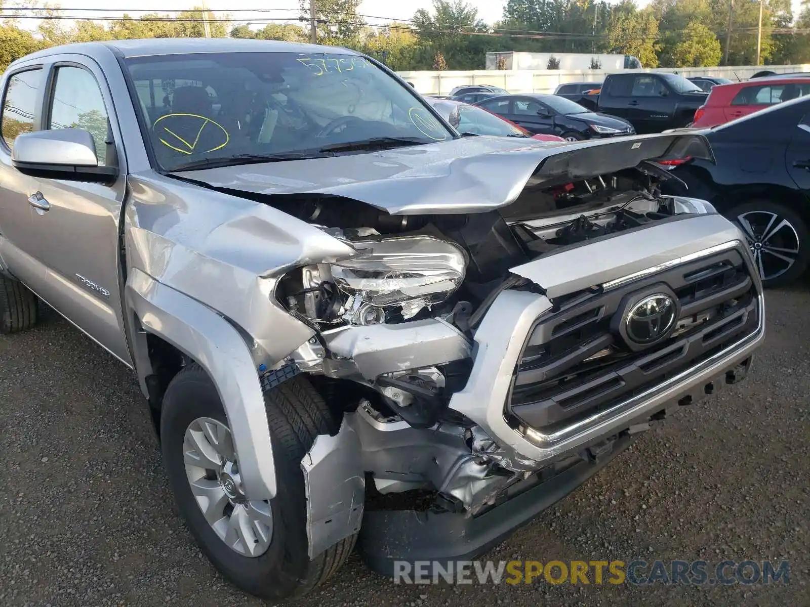 9 Photograph of a damaged car 3TMCZ5AN9KM226788 TOYOTA TACOMA 2019