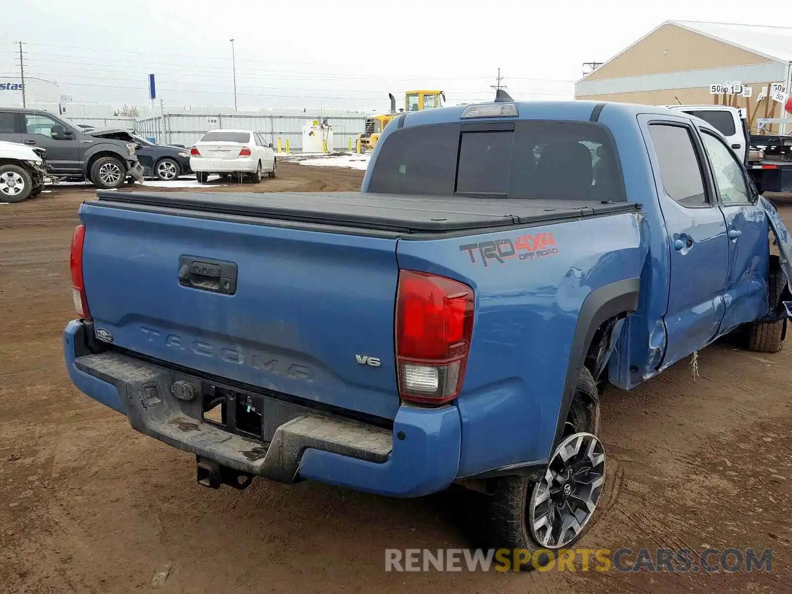 4 Photograph of a damaged car 3TMCZ5AN9KM227942 TOYOTA TACOMA 2019