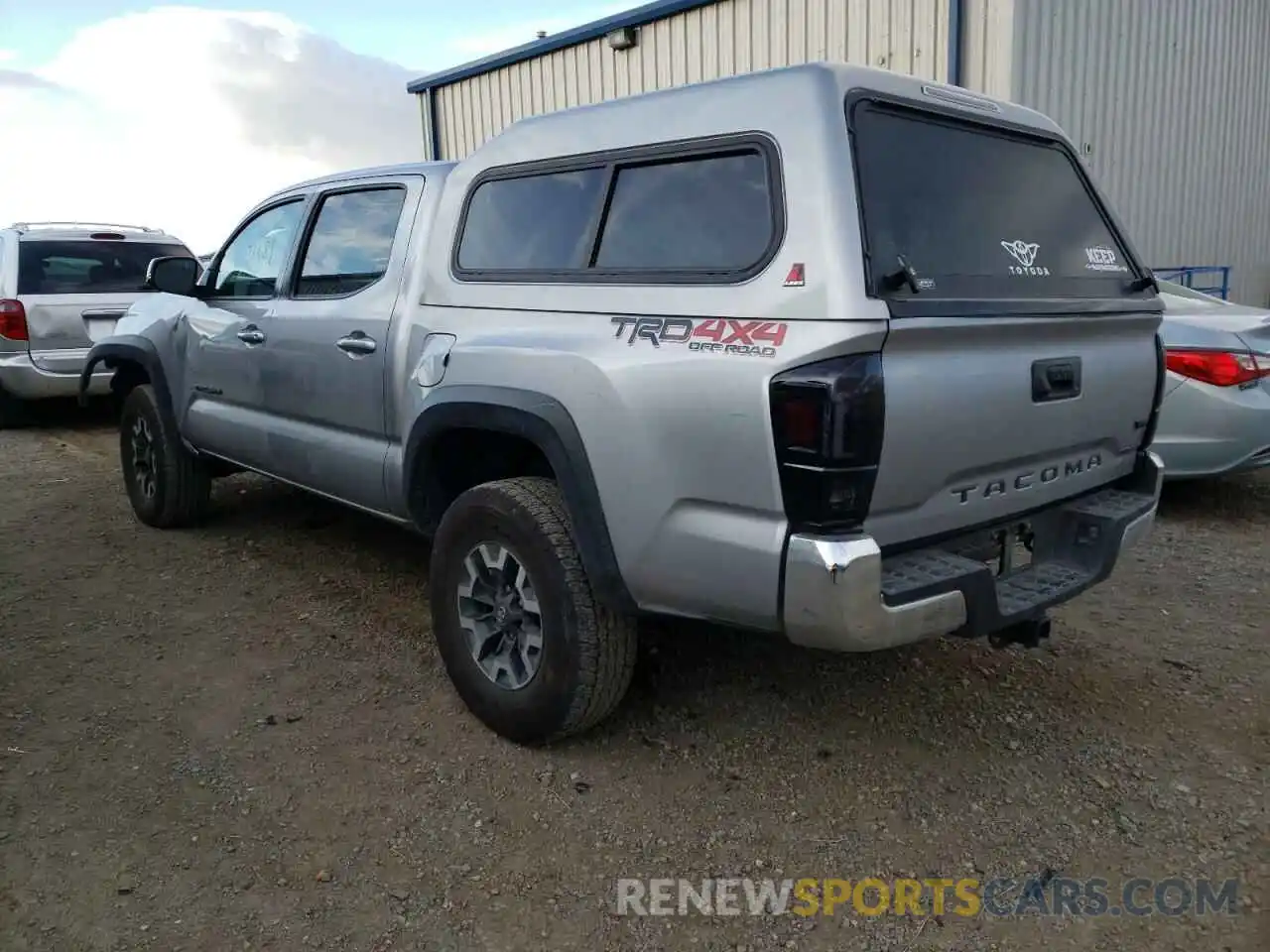 3 Photograph of a damaged car 3TMCZ5AN9KM231568 TOYOTA TACOMA 2019