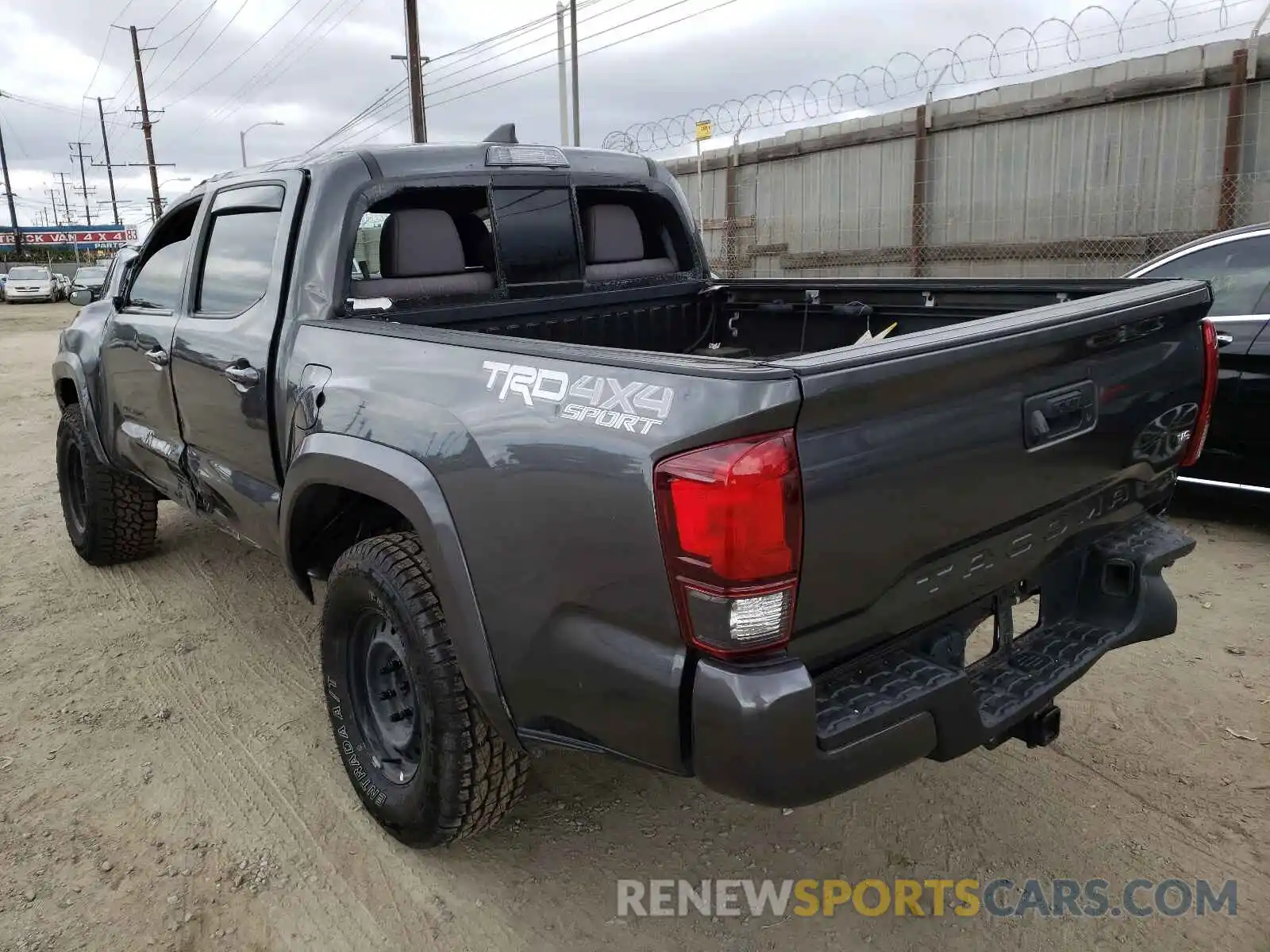 3 Photograph of a damaged car 3TMCZ5AN9KM233501 TOYOTA TACOMA 2019