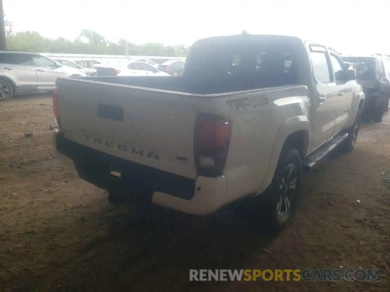 4 Photograph of a damaged car 3TMCZ5AN9KM236673 TOYOTA TACOMA 2019