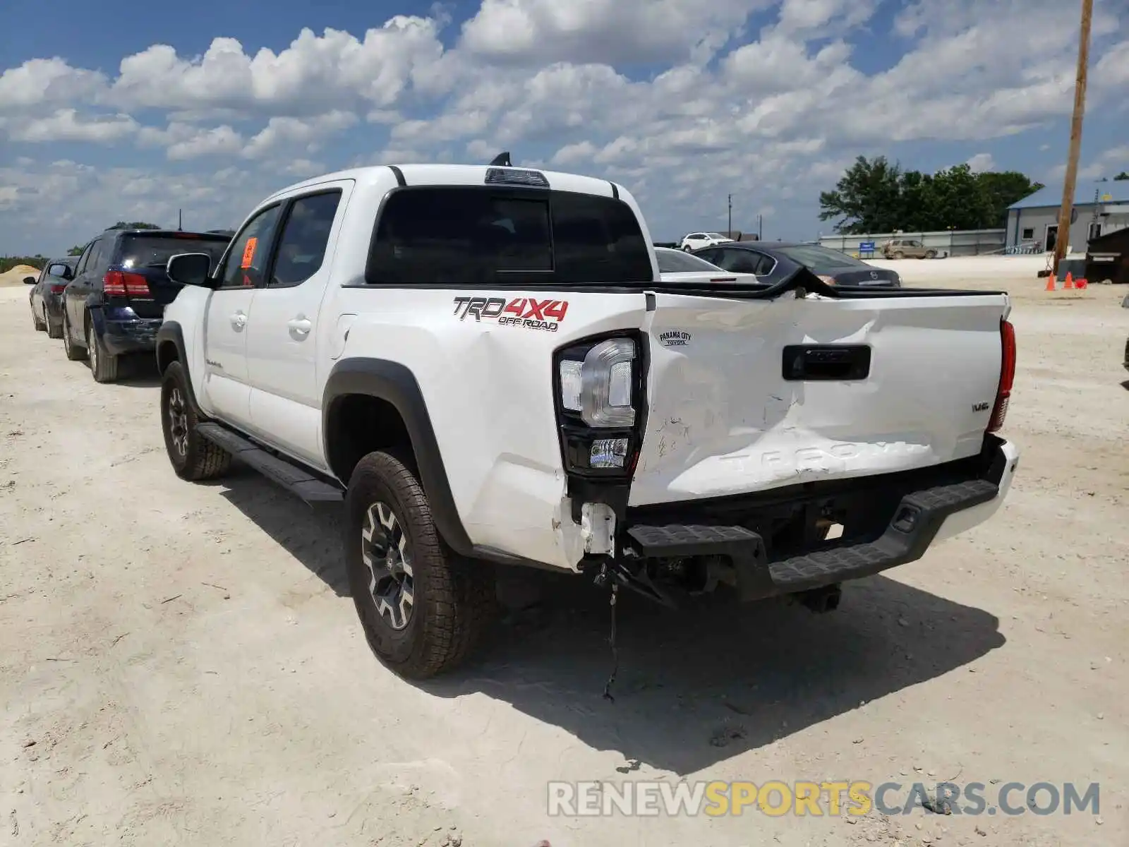 3 Photograph of a damaged car 3TMCZ5AN9KM238620 TOYOTA TACOMA 2019