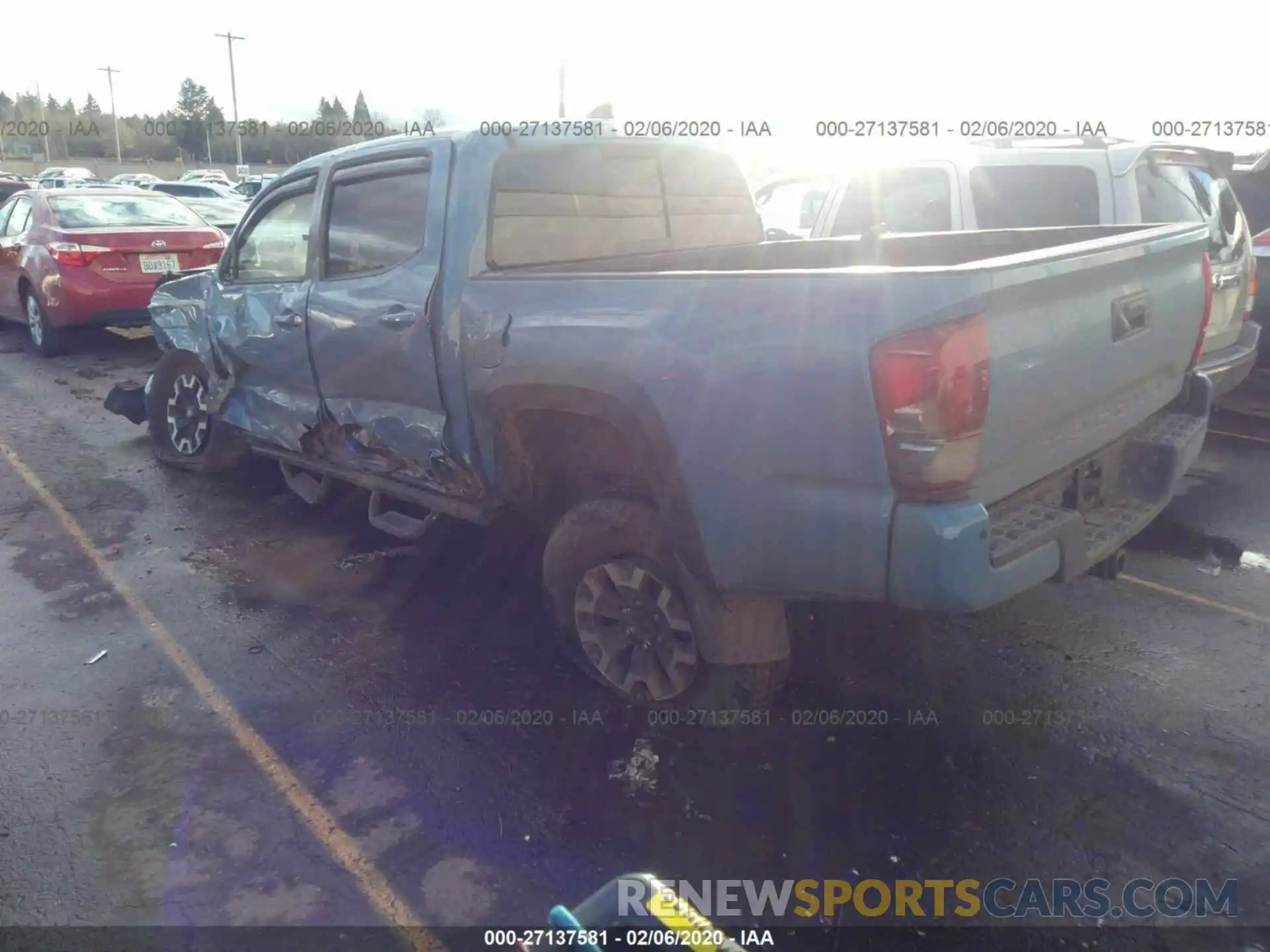 3 Photograph of a damaged car 3TMCZ5AN9KM250234 TOYOTA TACOMA 2019