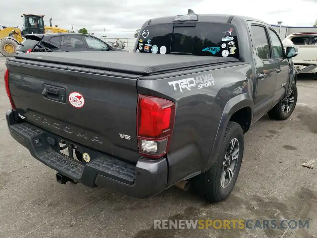 4 Photograph of a damaged car 3TMCZ5AN9KM252128 TOYOTA TACOMA 2019