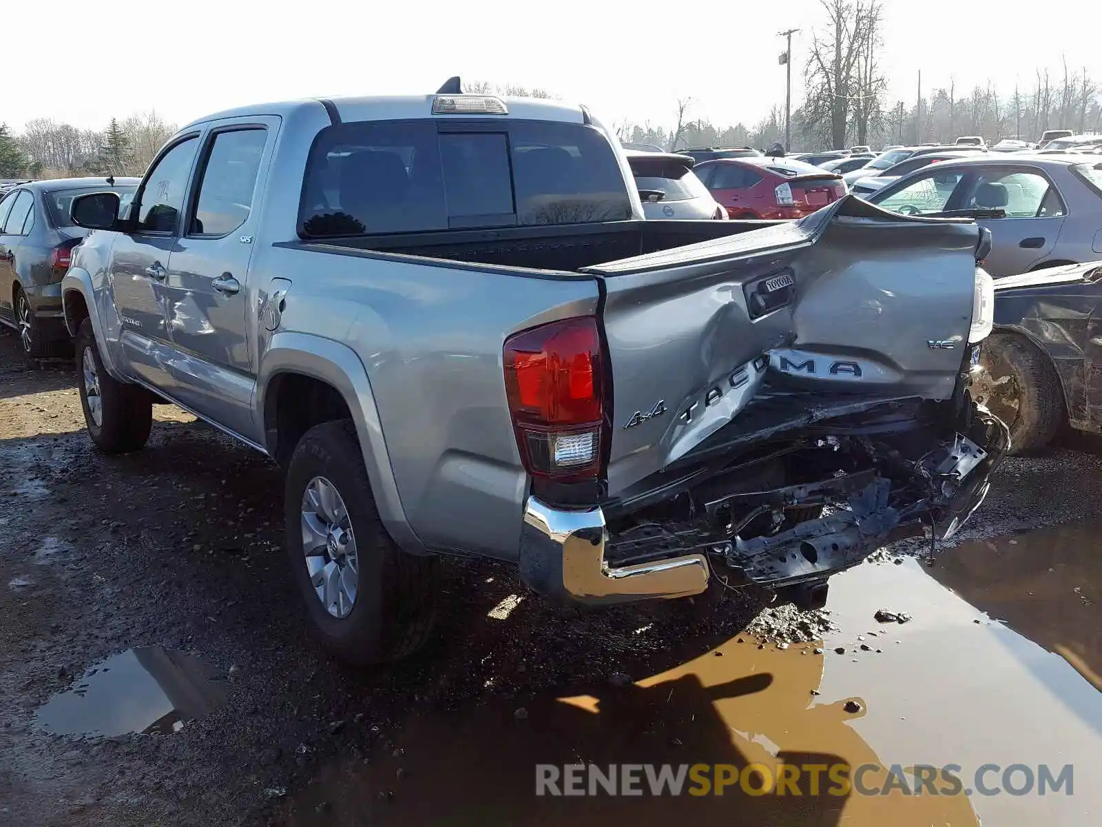 3 Photograph of a damaged car 3TMCZ5AN9KM256146 TOYOTA TACOMA 2019