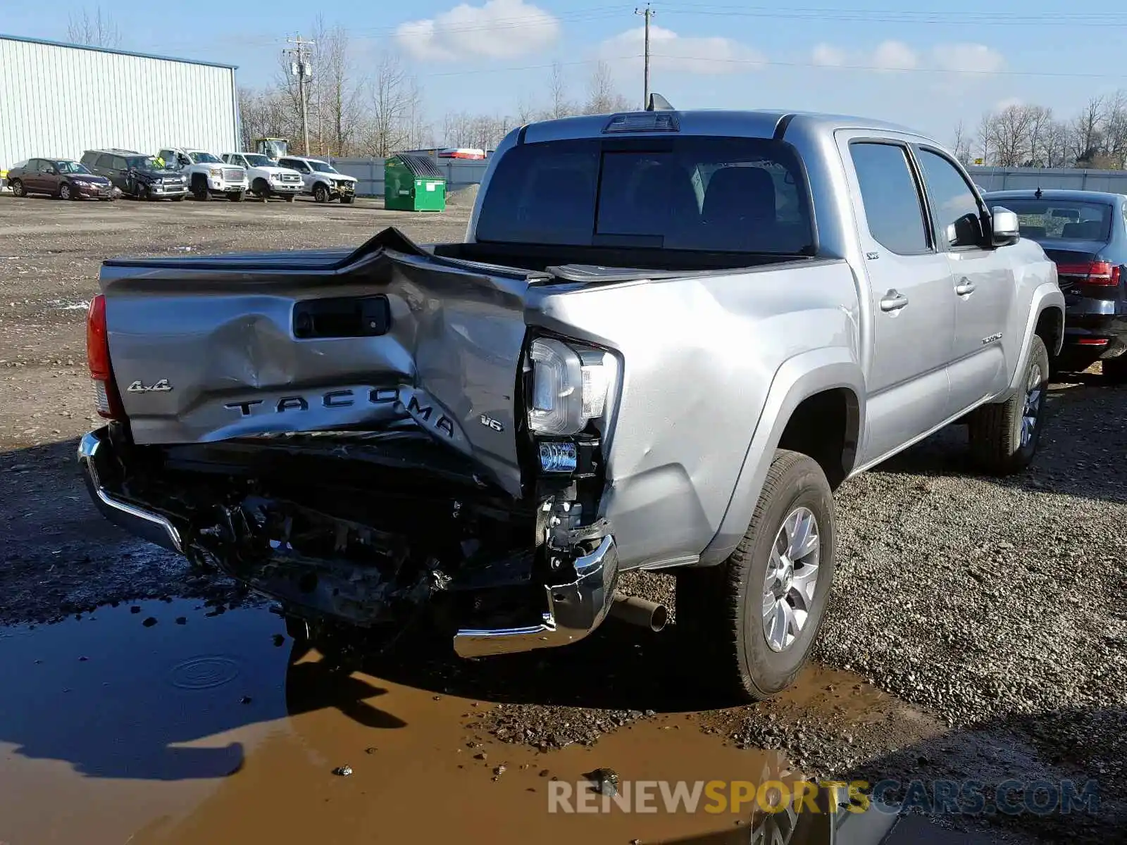 4 Photograph of a damaged car 3TMCZ5AN9KM256146 TOYOTA TACOMA 2019