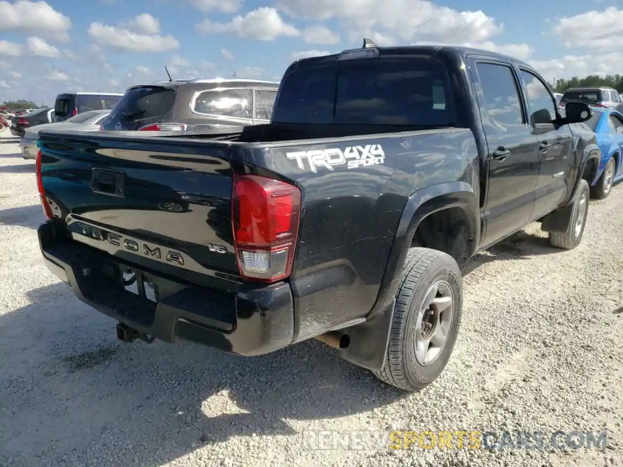 4 Фотография поврежденного автомобиля 3TMCZ5AN9KM260326 TOYOTA TACOMA 2019