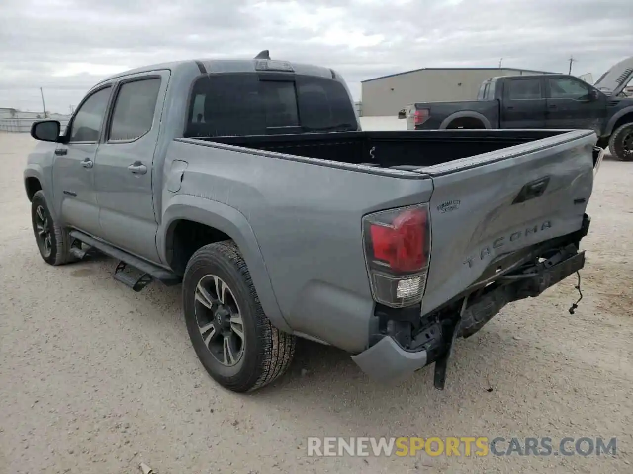 3 Photograph of a damaged car 3TMCZ5AN9KM261752 TOYOTA TACOMA 2019