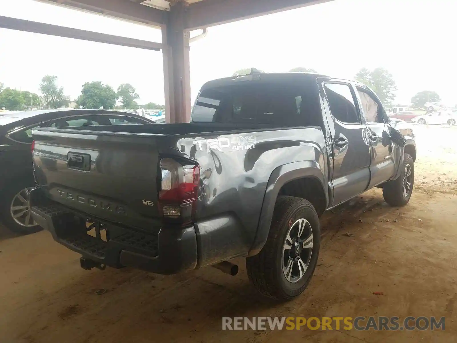 4 Photograph of a damaged car 3TMCZ5AN9KM270063 TOYOTA TACOMA 2019